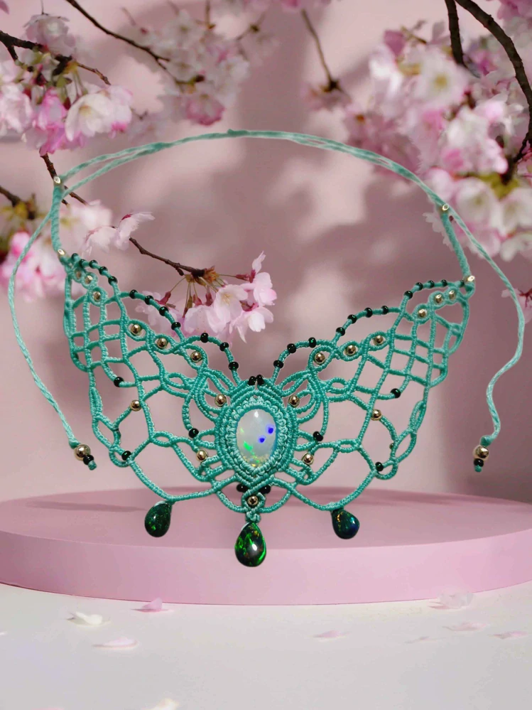 Opaline