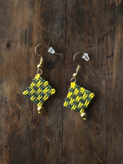 Macramé náušnice “Solara” – žlutozelené